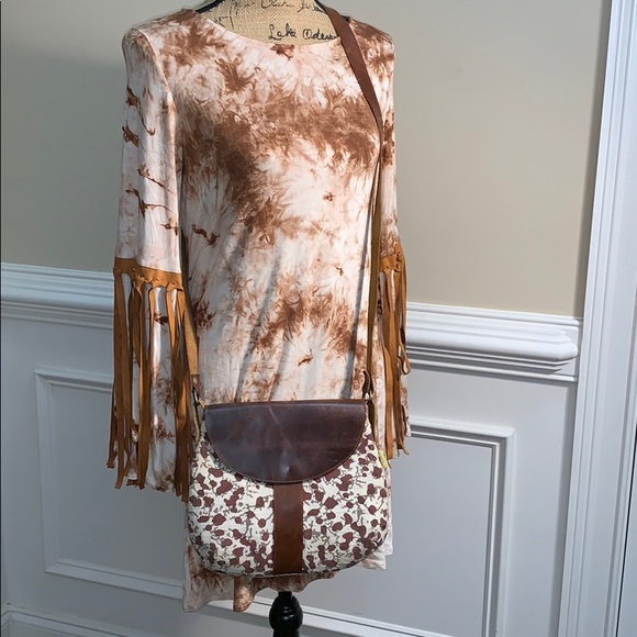 Joyn Leather And Canvas Crossbody - Picture 3 of 7